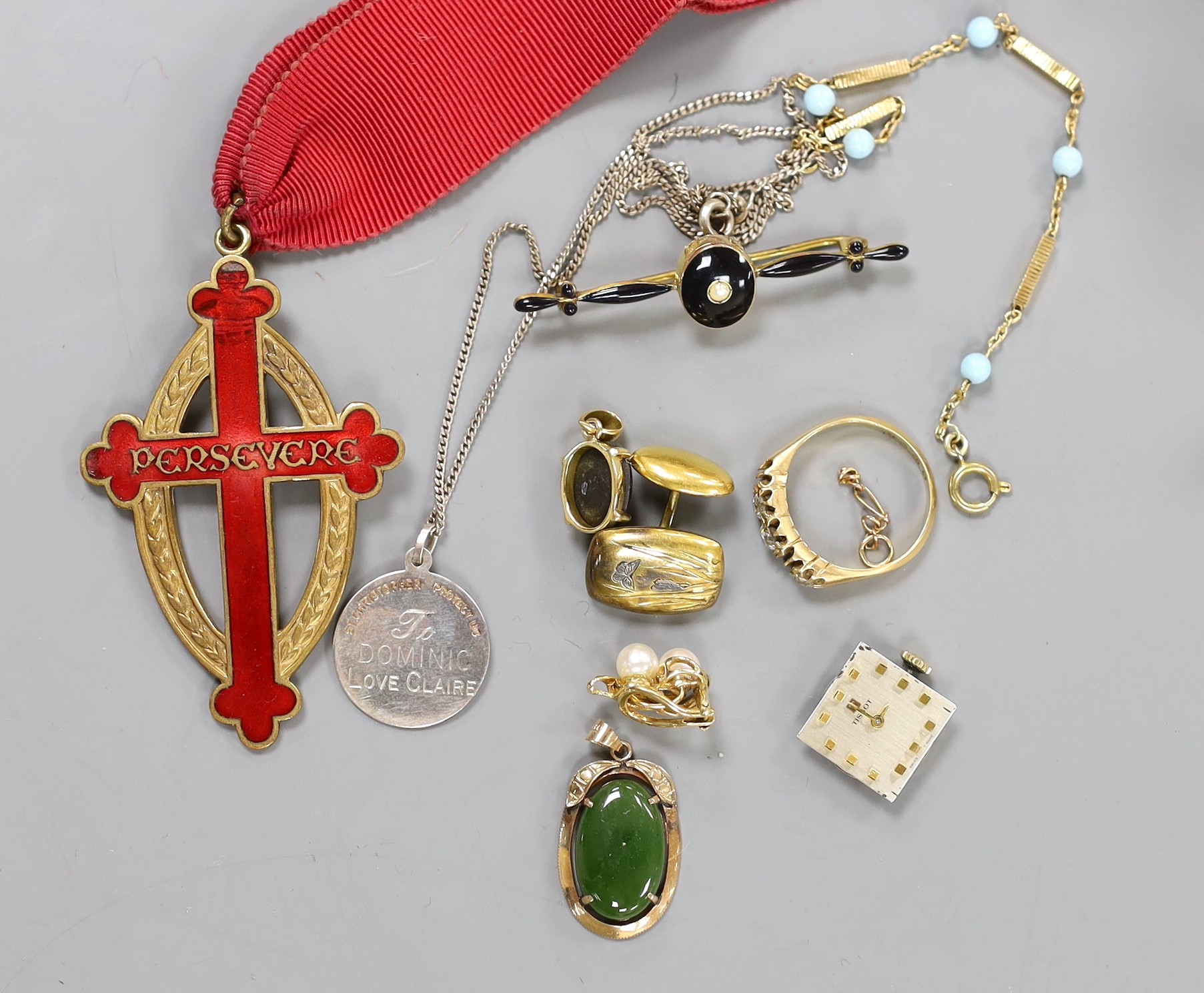 Sundry jewellery including a George V 18ct gold and five stone diamond ring(two stones missing), a 9ct and black onyx tie pin, etc.